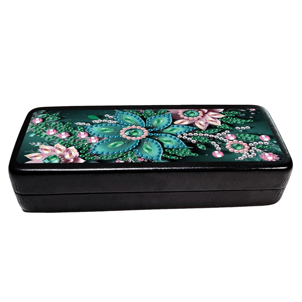 Holy Mother Diamond Painting Eyeglasses Case with Rhinestones