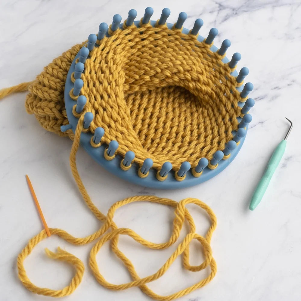 Round Loom Knitting Kit With 30 Pegs And Tools For Hats