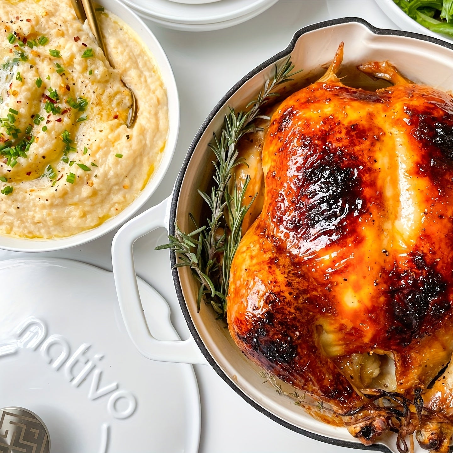 NATIVO 5 Piece Stackable Cast Iron Cookware Set Enamel