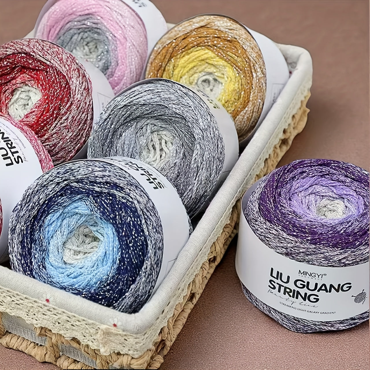 Metallic Texture Crochet Yarn 1.5mm 280m Shimmering Thread