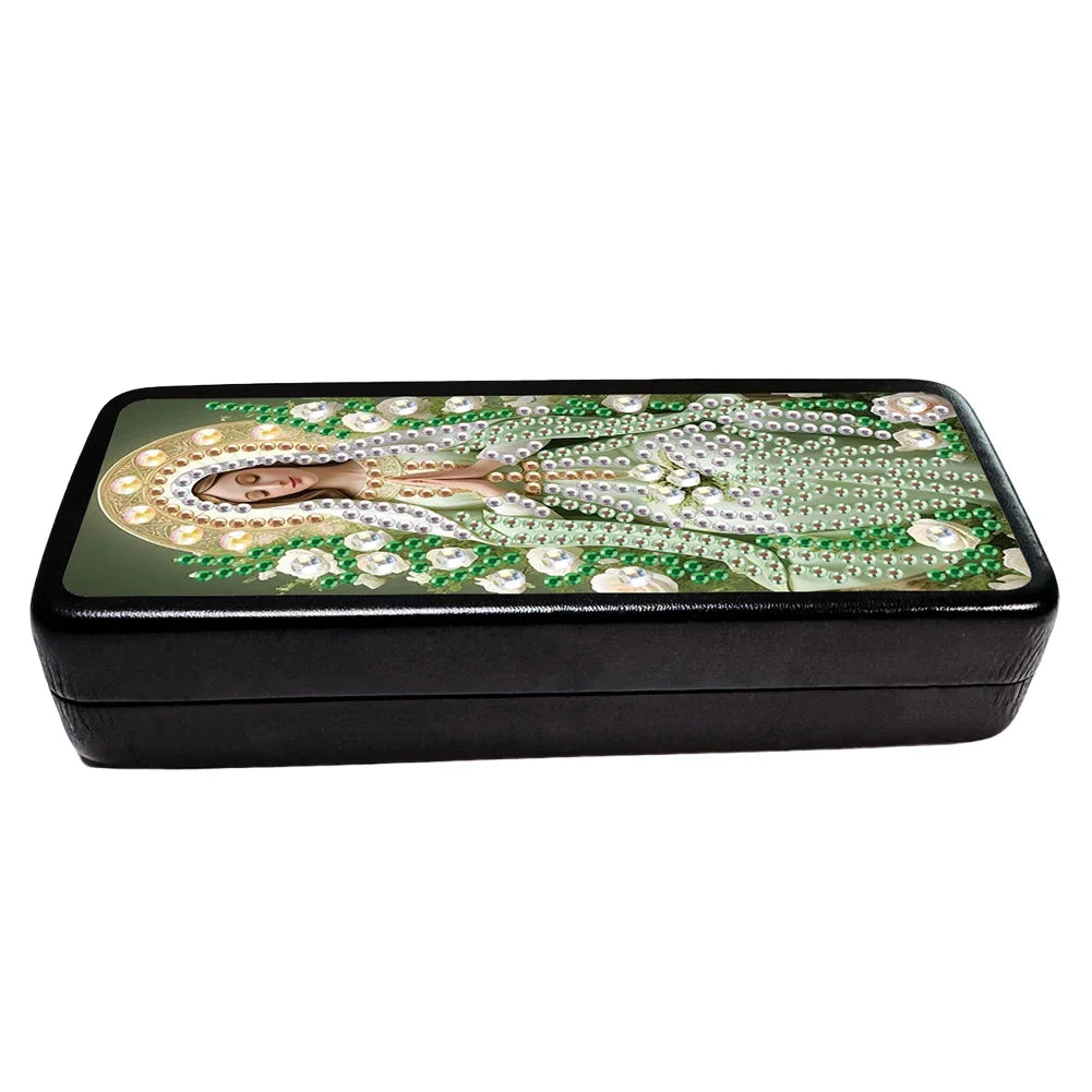 Holy Mother Diamond Painting Eyeglasses Case with Rhinestones