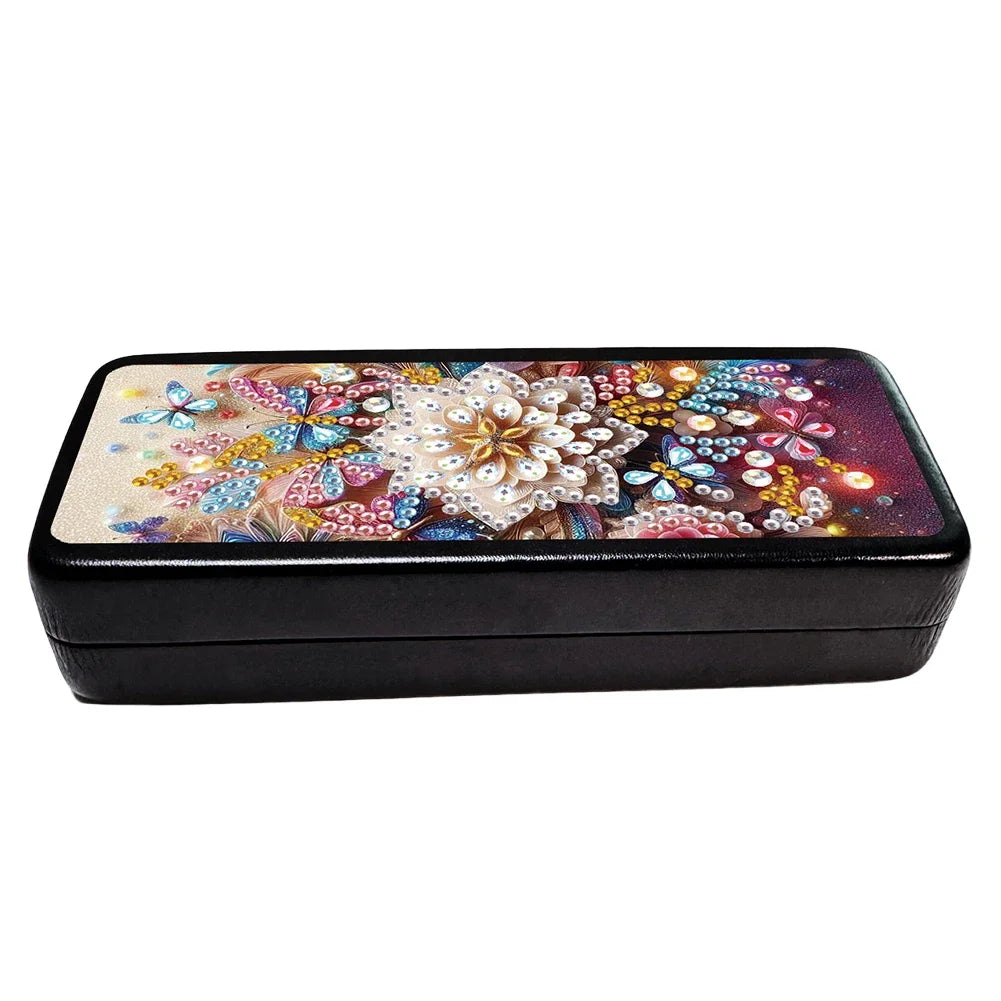 Holy Mother Diamond Painting Eyeglasses Case with Rhinestones