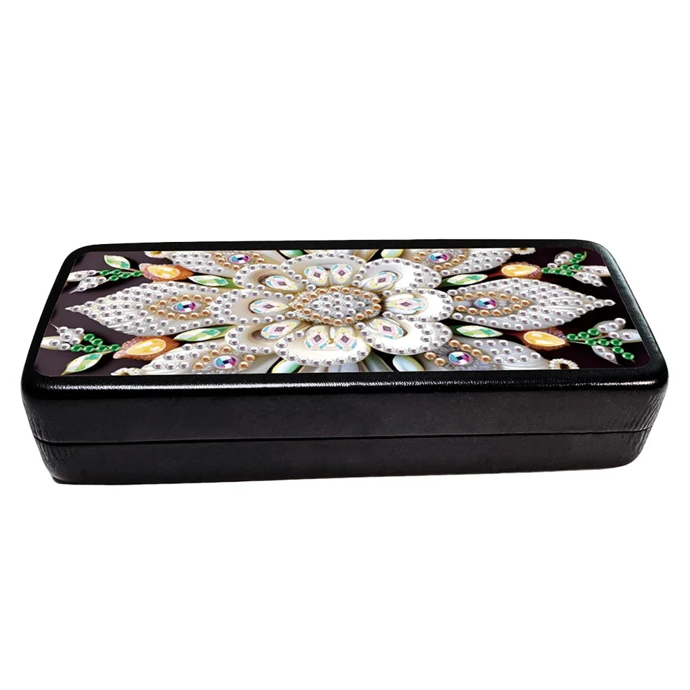 Holy Mother Diamond Painting Eyeglasses Case with Rhinestones